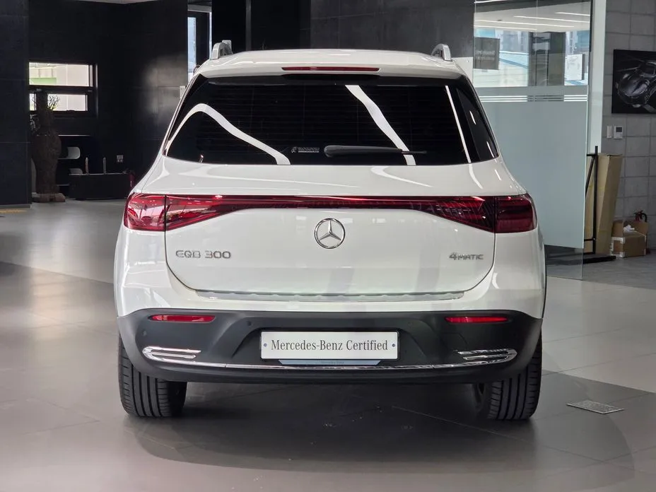 Mercedes-Benz EQB 2025 из KR, фото 9