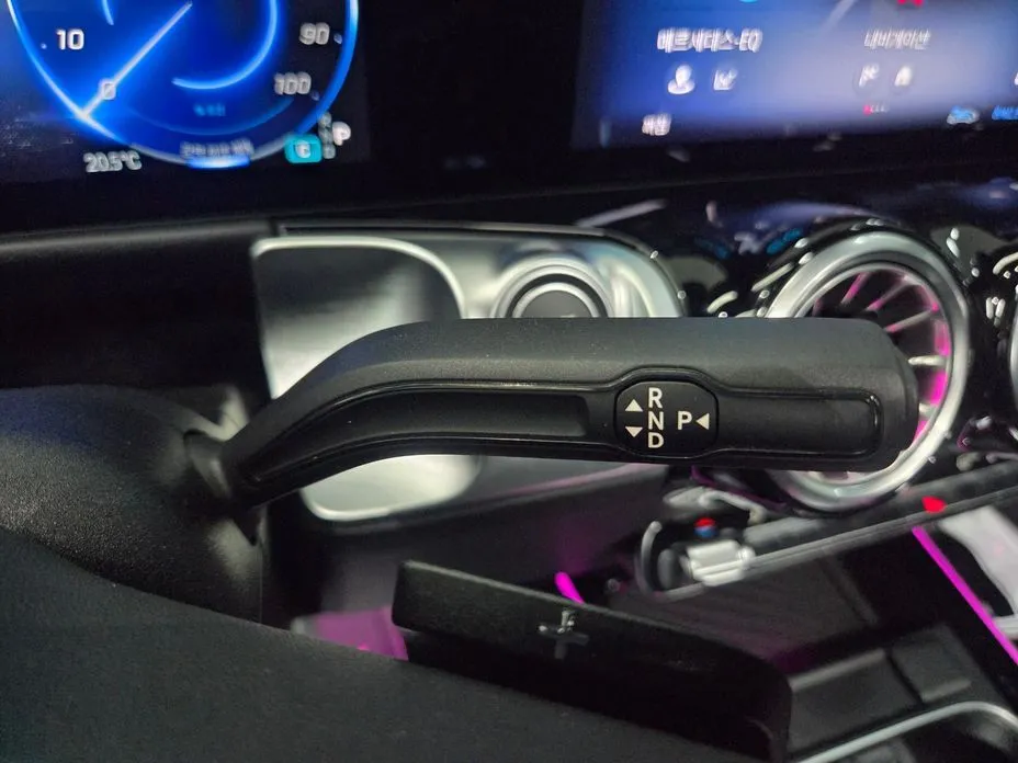 Mercedes-Benz EQB 2025 из KR, фото 5