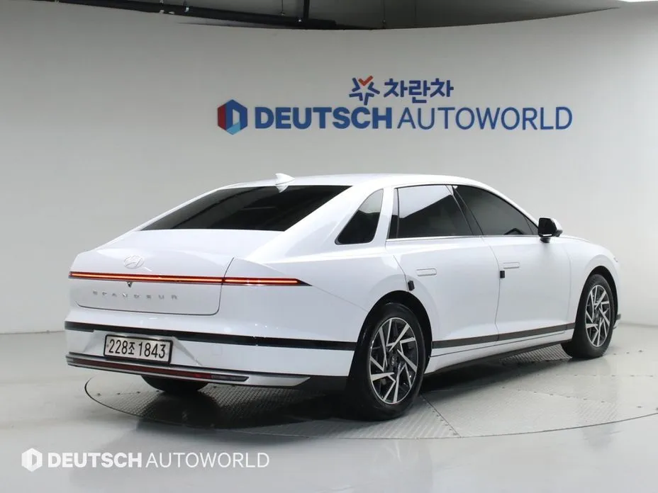 Hyundai Grandeur 2023 из KR, фото 4