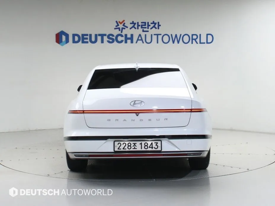 Hyundai Grandeur 2023 из KR, фото 3