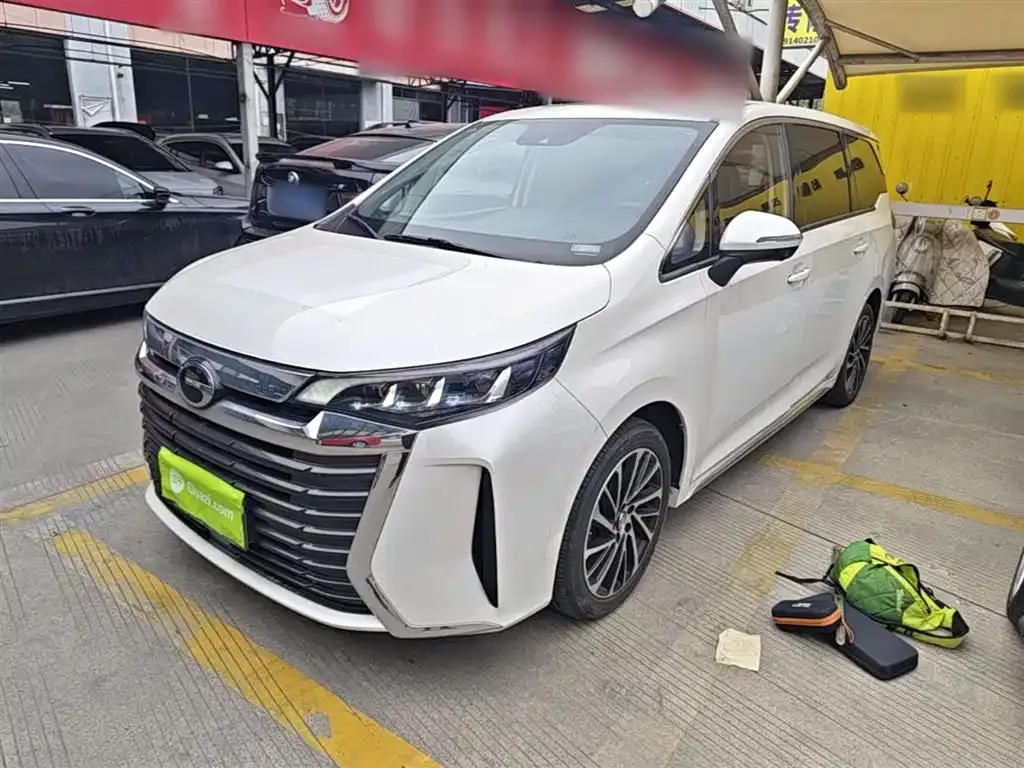 GAC Motor Trumpchi M6 — фото 1