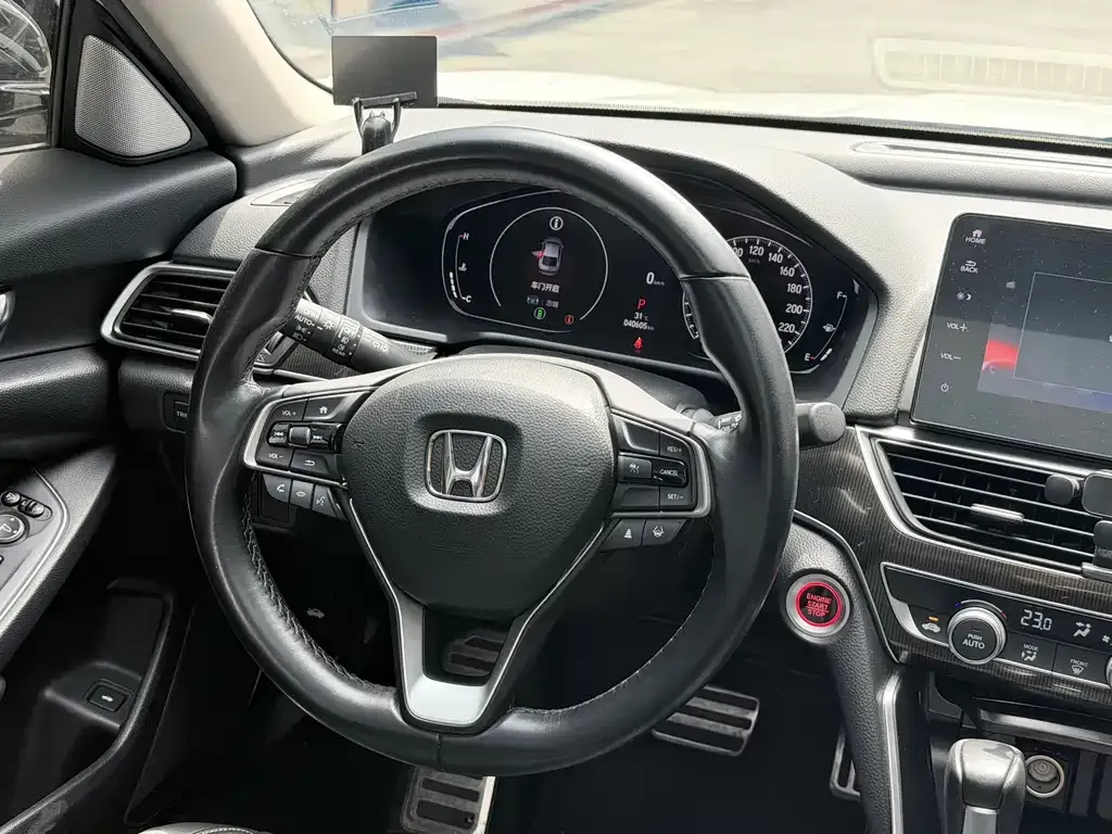 Honda Accord — фото 5