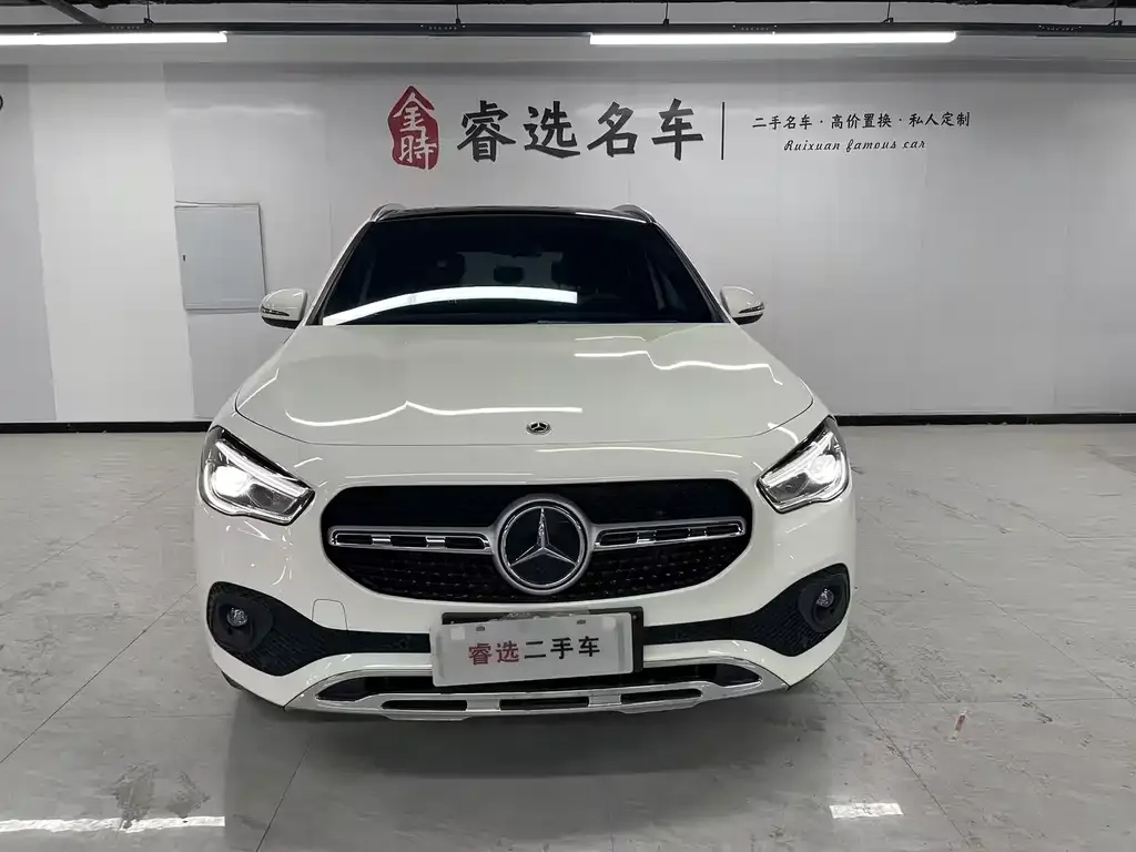 Mercedes-Benz GLA — фото 10