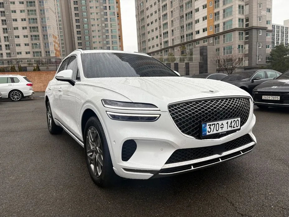 Genesis GV70 — фото 10