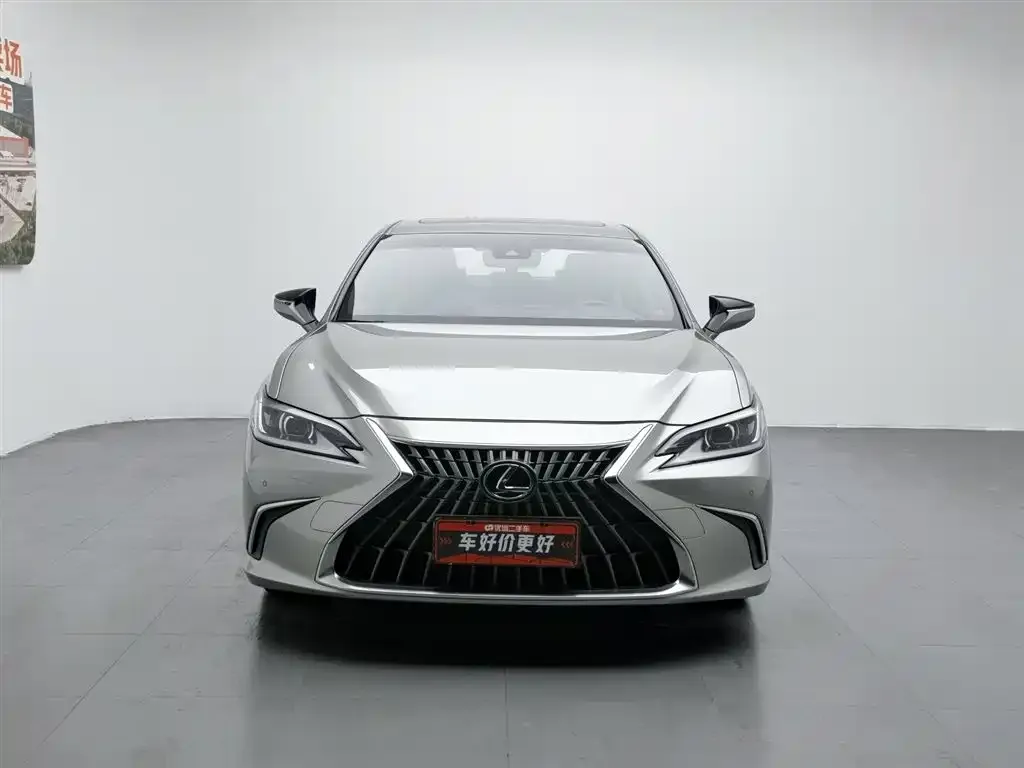 Lexus ES — фото 2