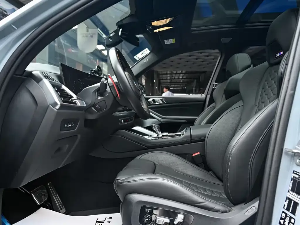BMW X5 M 2024 из CN, фото 10