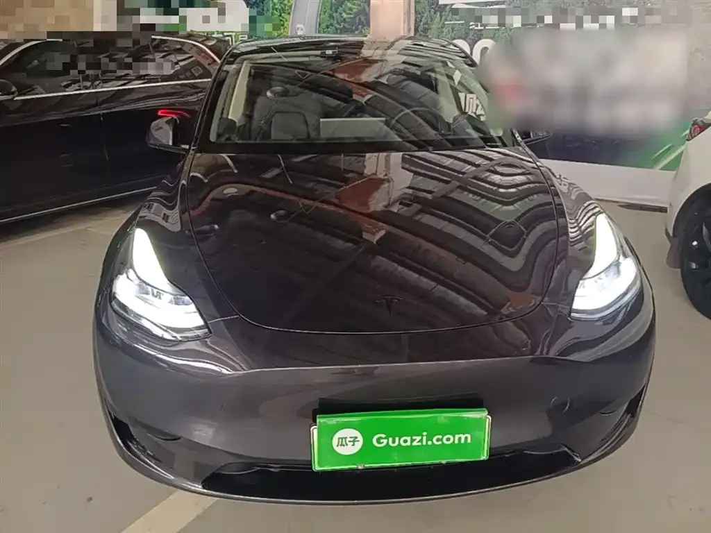 Tesla Model Y — фото 8