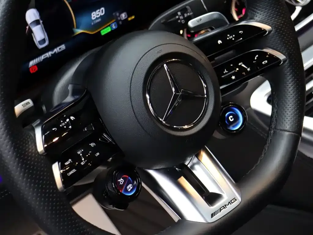Mercedes-Benz AMG GT — фото 9
