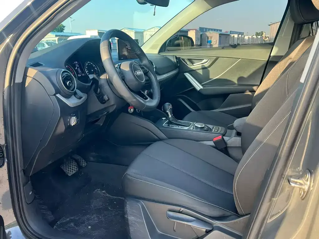 Audi Q2L 2021 из CN, фото 3