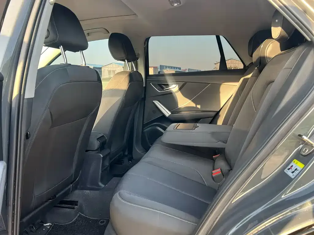 Audi Q2L 2021 из CN, фото 2