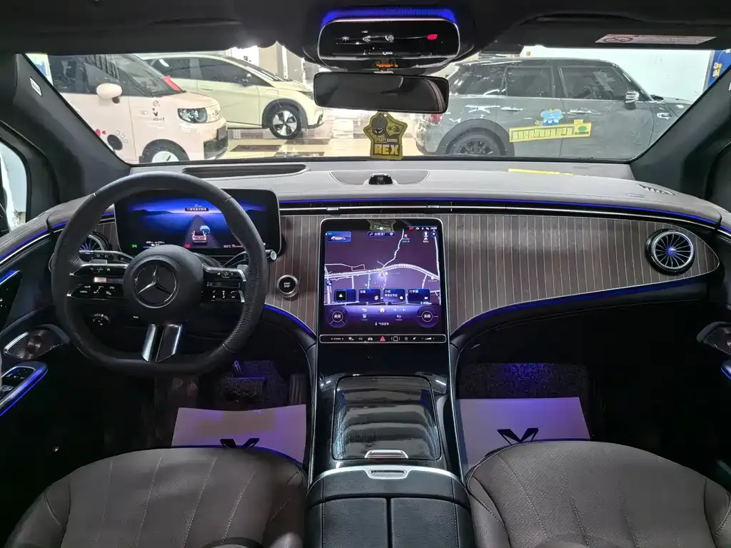 Mercedes-Benz EQE SUV 2023 из CN, фото 3