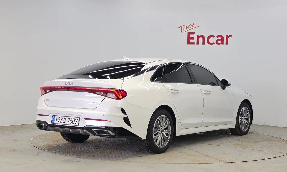 Kia K5 2023 из KR, фото 5