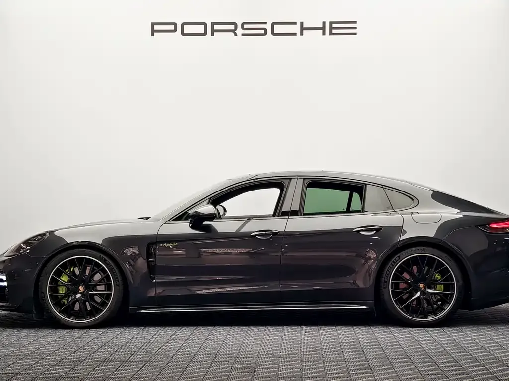 Porsche Panamera Hybrid 2022 из CN, фото 2