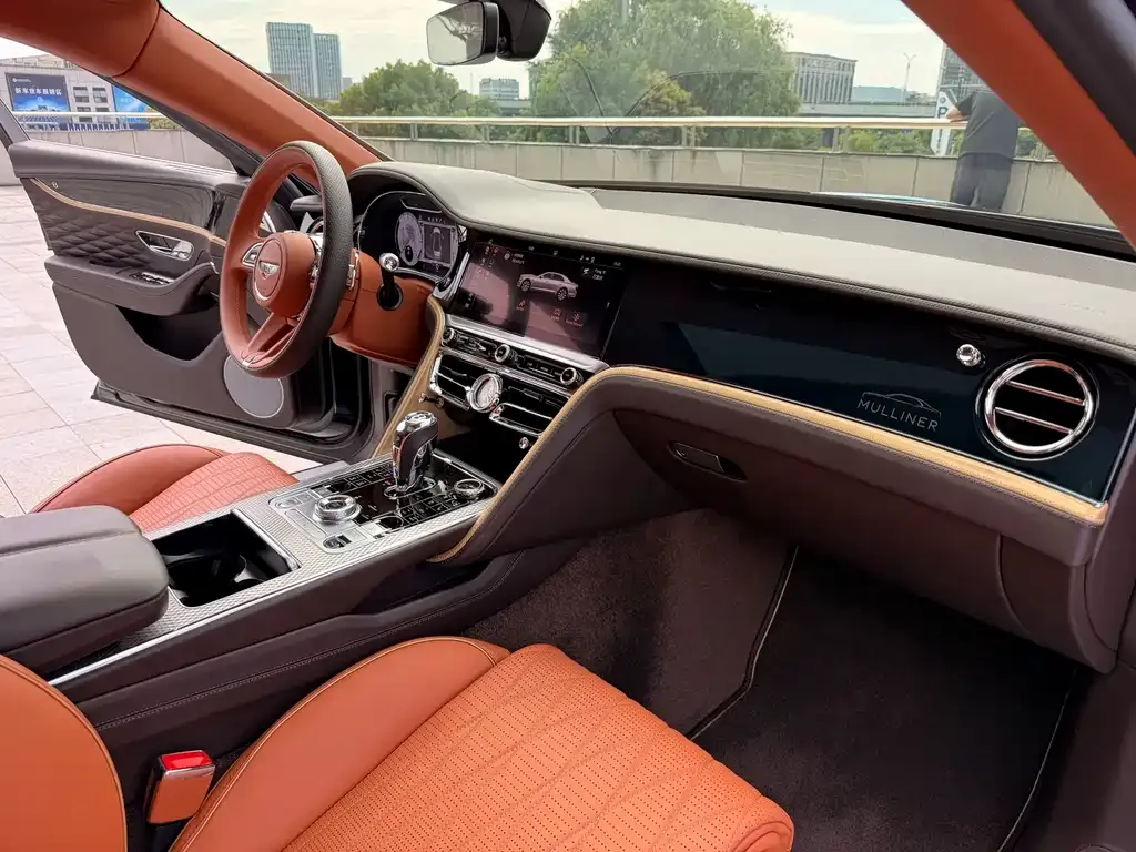 Bentley Flying Spur PHEV 2022 из CN, фото 2