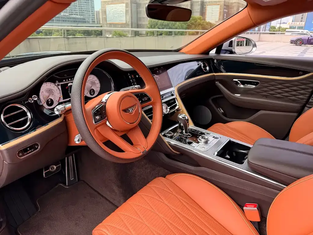 Bentley Flying Spur PHEV 2022 из CN, фото 9