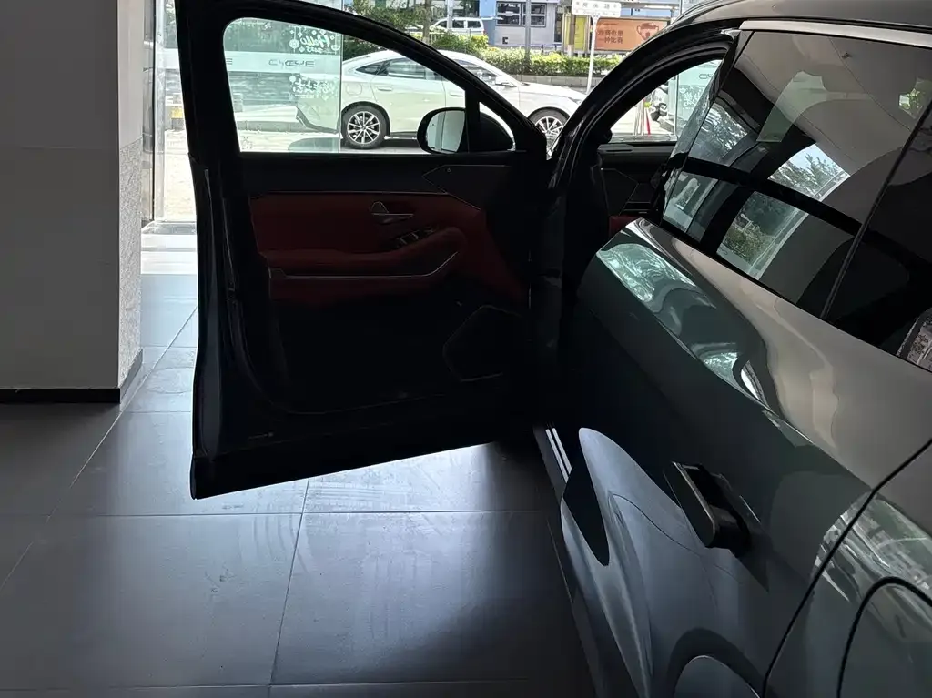 BYD Tang L 2025 из CN, фото 7