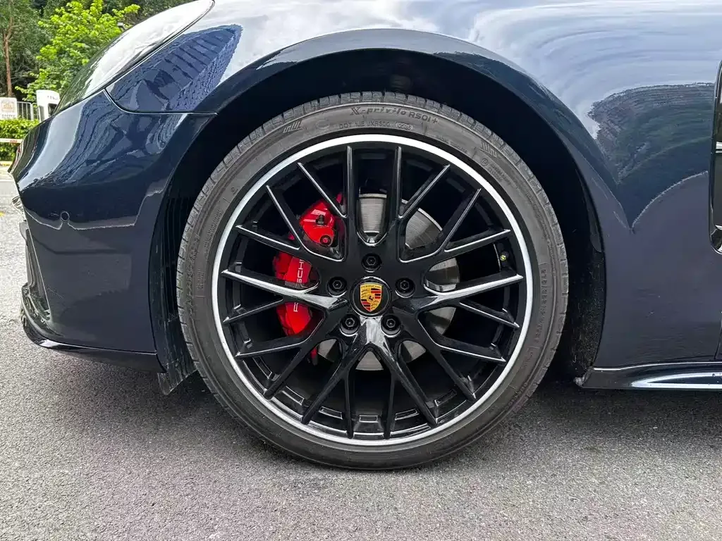 Porsche Panamera — фото 9