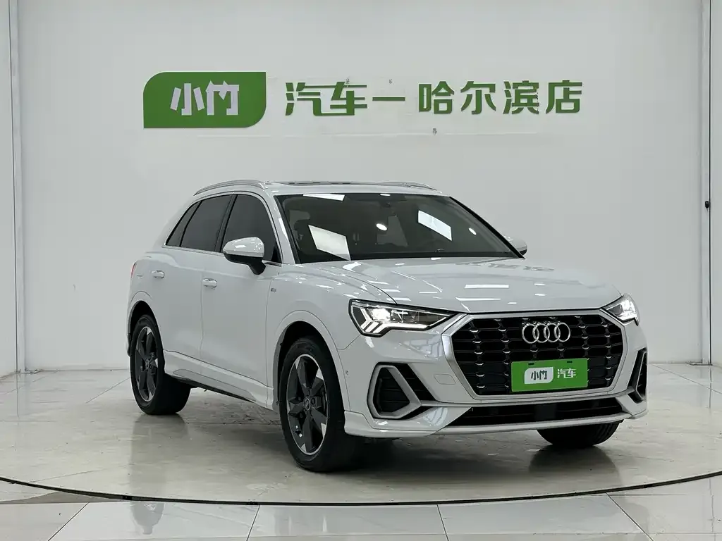 Audi Q3 — фото 5