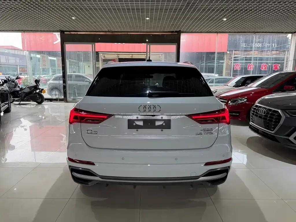 Audi Q3 — фото 4