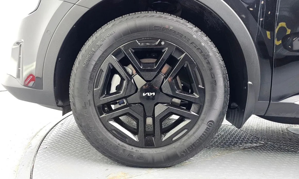 Kia Sorento — фото 5
