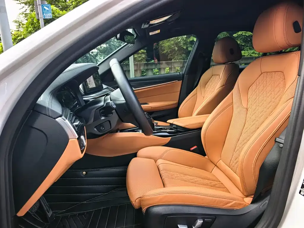 BMW 5 Series (Import) 2022 из CN, фото 6