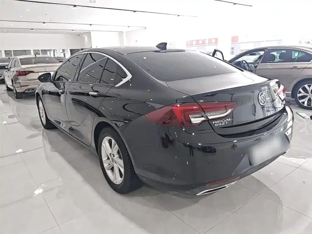 Buick Regal — фото 10