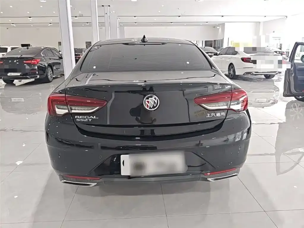 Buick Regal — фото 8