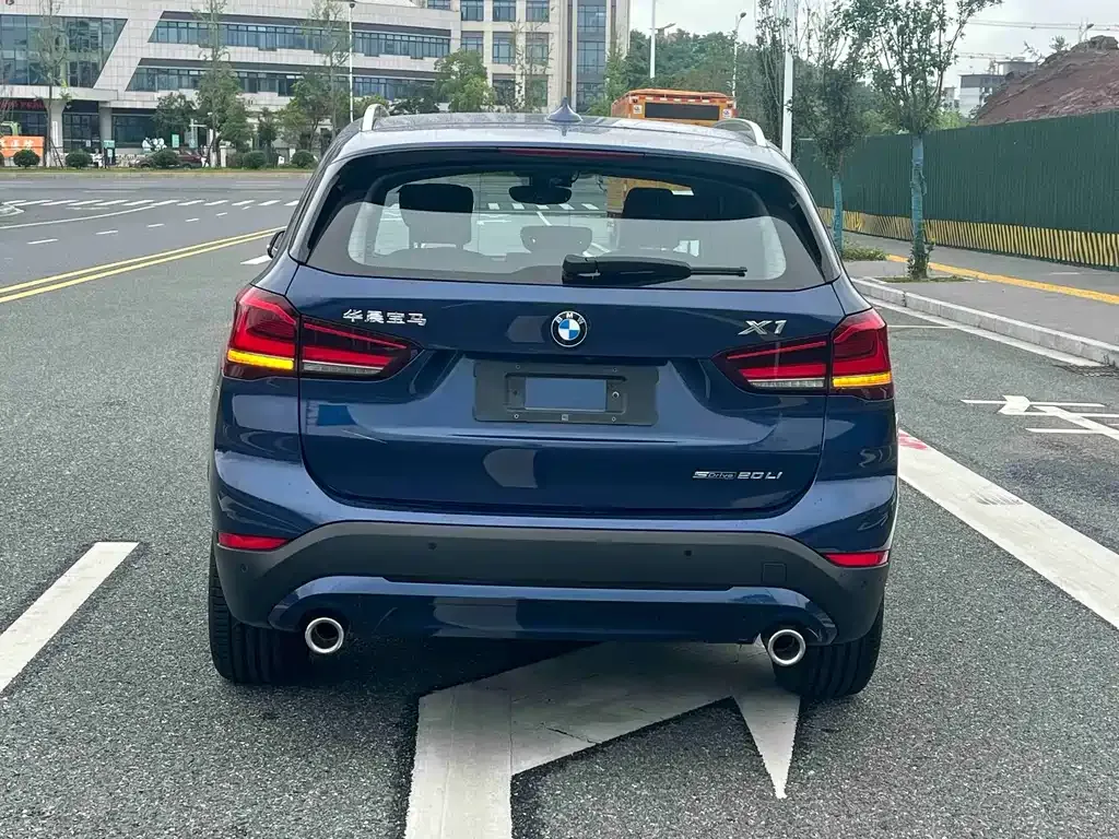 BMW X1 2021 из CN, фото 3