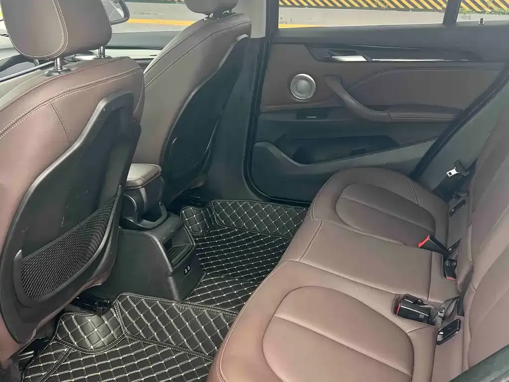 BMW X1 2021 из CN, фото 5