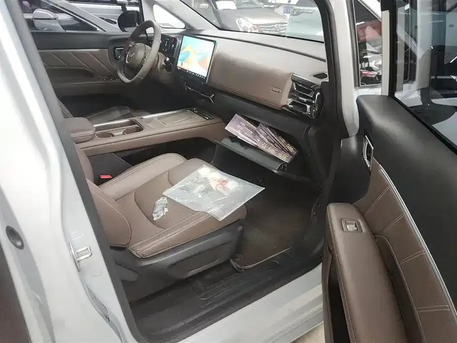 Wuling Starlight 730 New Energy 2025 из CN, фото 7