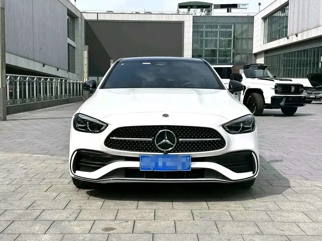 Mercedes-Benz C-Class — фото 8