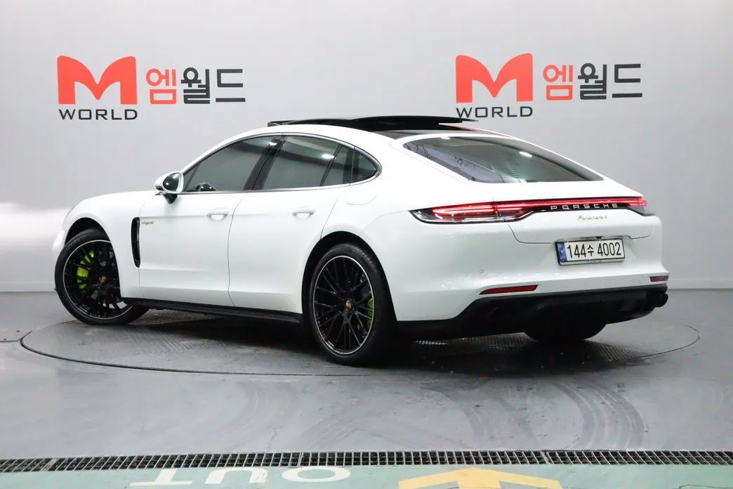 Porsche Panamera 2021 из KR, фото 4