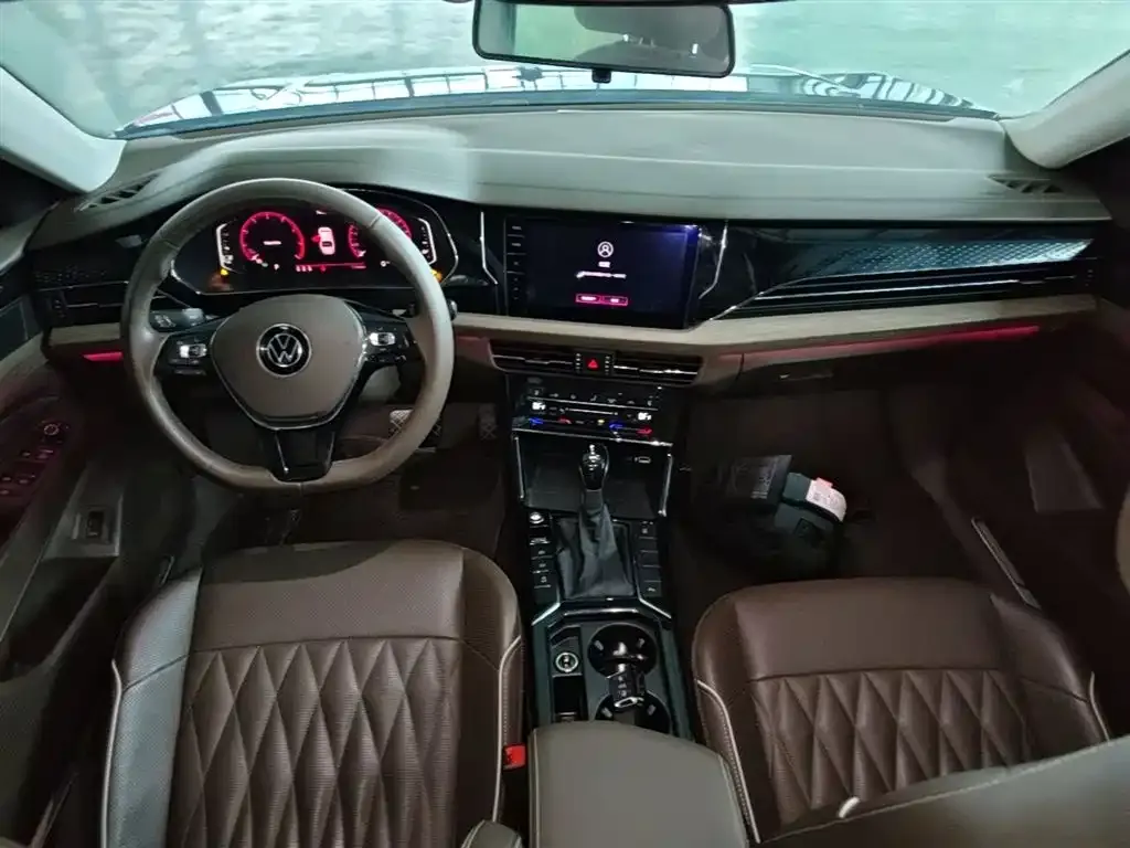 Volkswagen Passat — фото 6