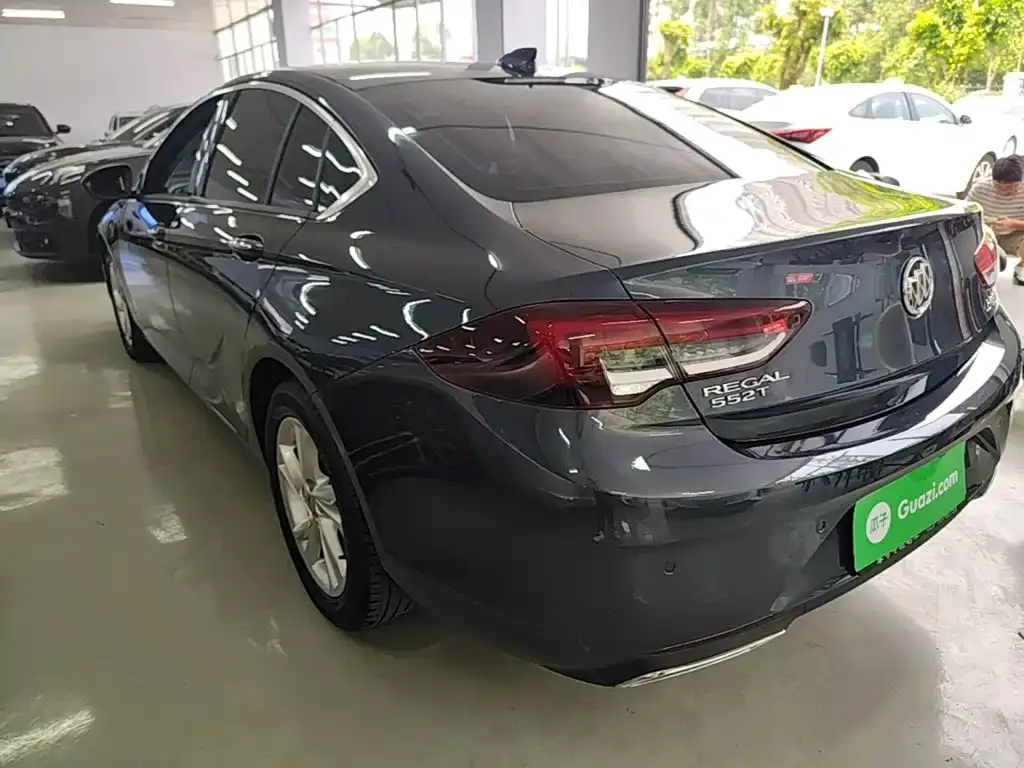 Buick Regal — фото 4