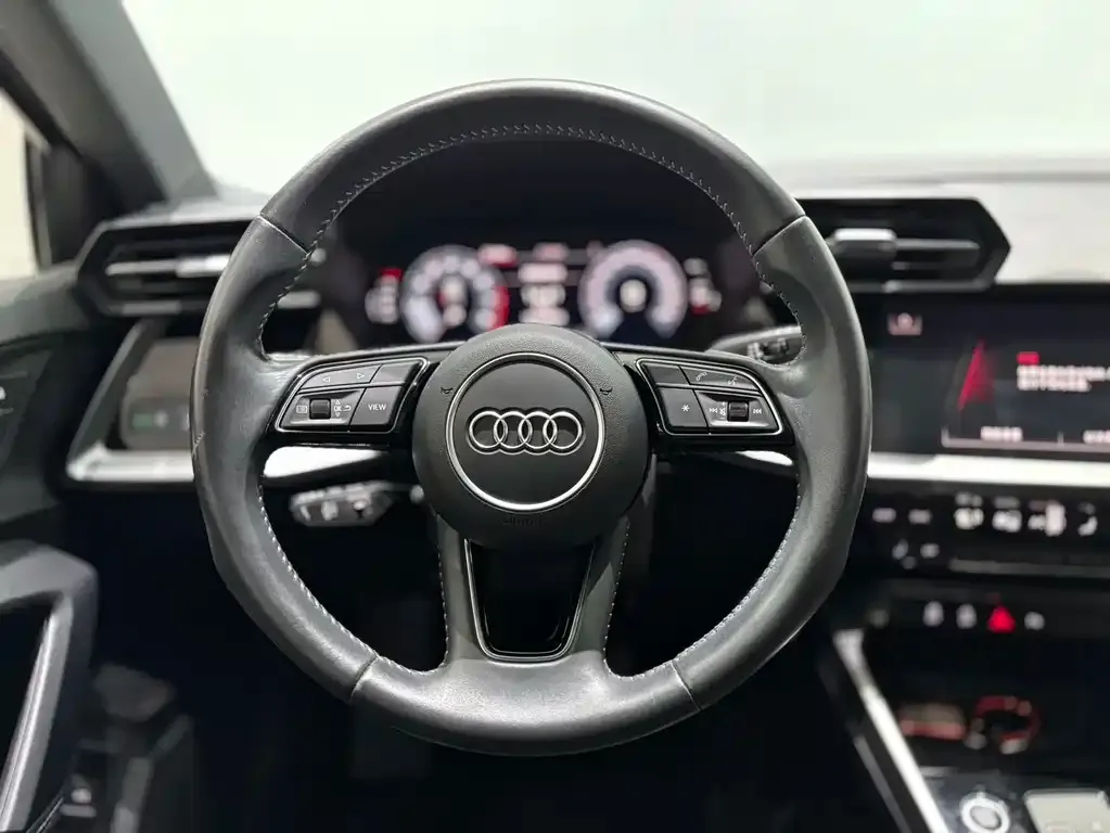 Audi A3 — фото 3
