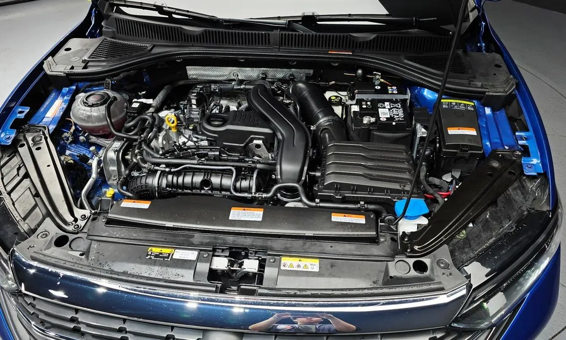 Volkswagen Jetta 2024 из KR, фото 9
