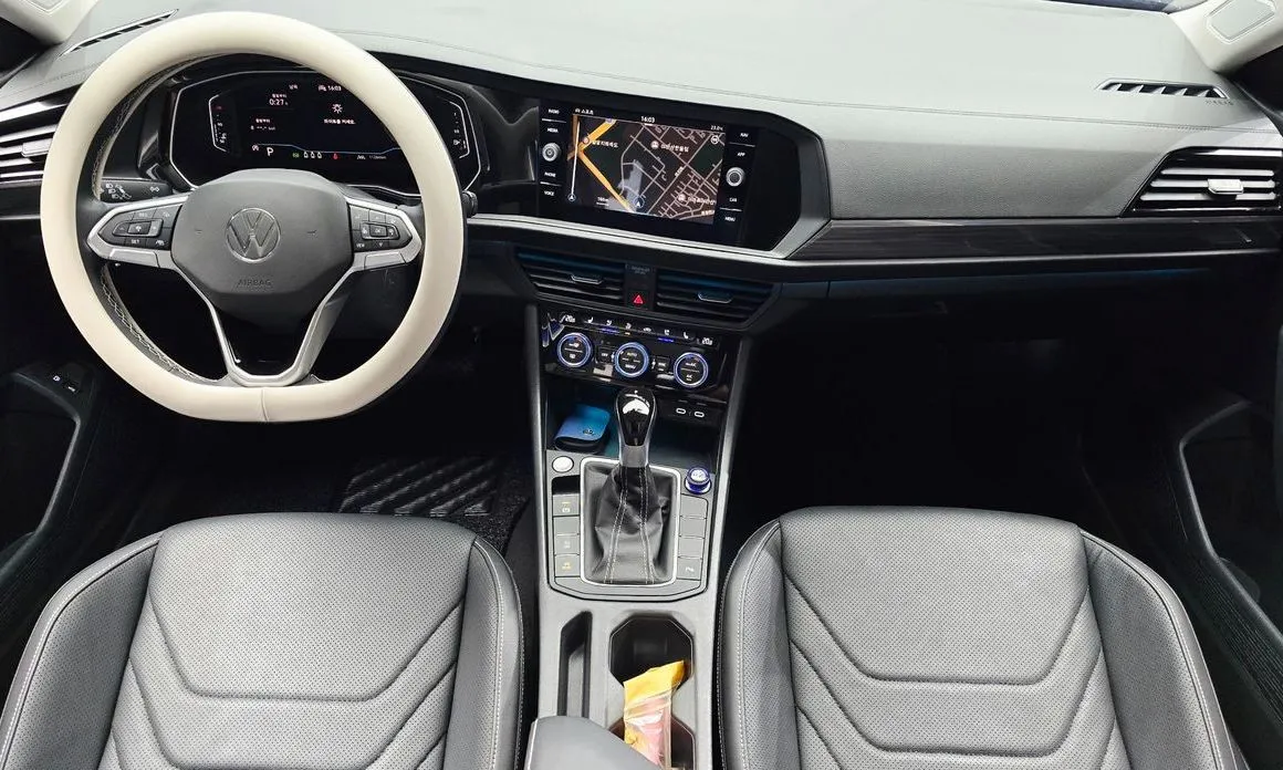 Volkswagen Jetta 2024 из KR, фото 8