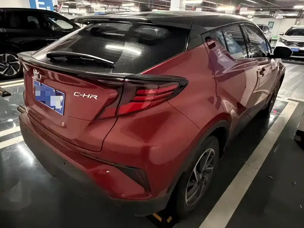Toyota C-HR — фото 6