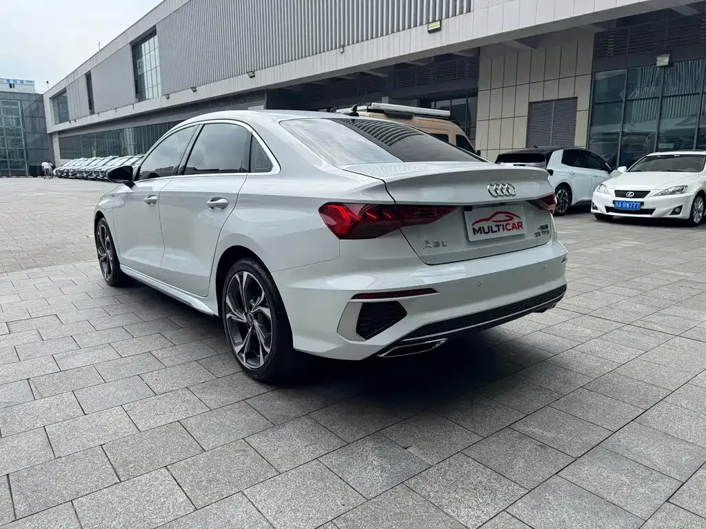 Audi A3 — фото 10