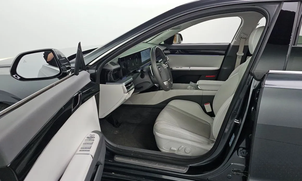 Hyundai Grandeur 2023 из KR, фото 9