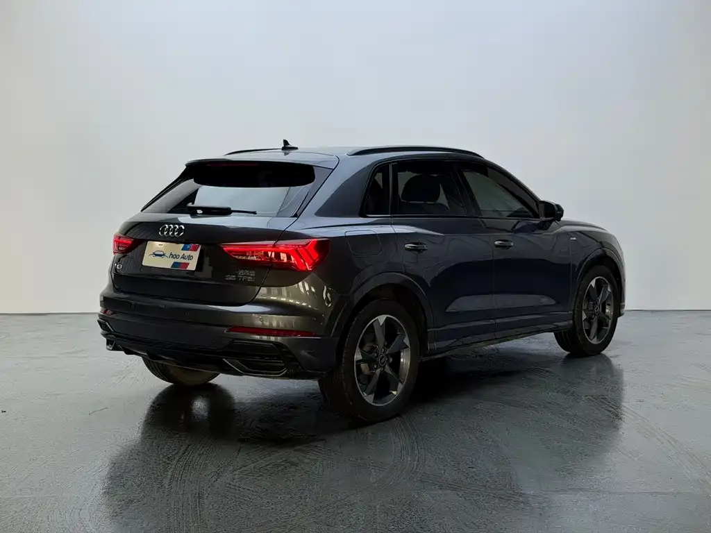 Audi Q3 — фото 10