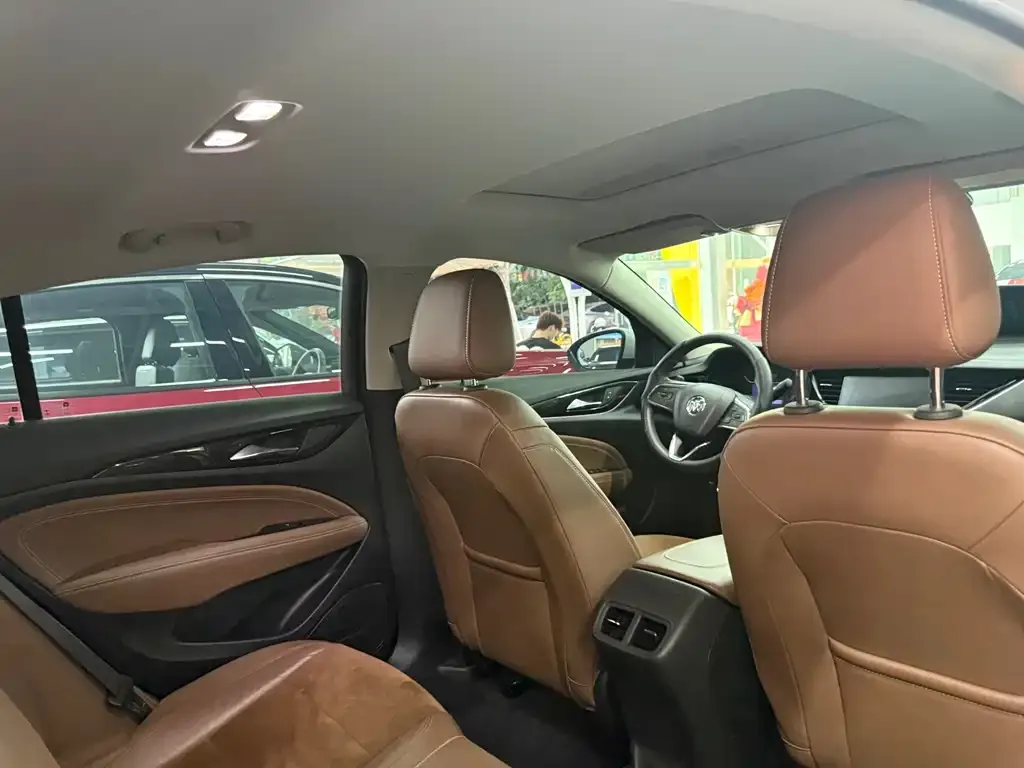 Buick Regal 2023 из CN, фото 2