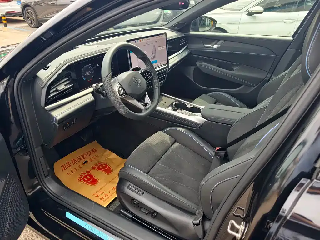 Volkswagen Passat — фото 8