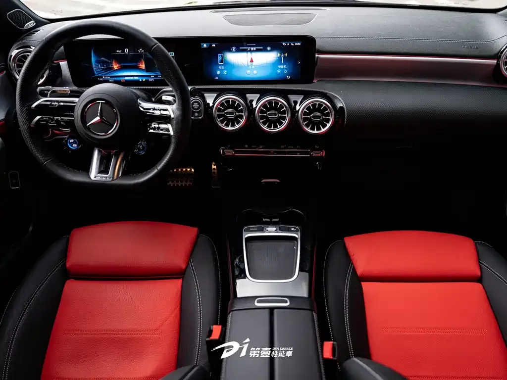 Mercedes-Benz A-Class AMG — фото 3