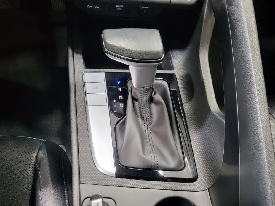 Hyundai AVANTE — фото 9