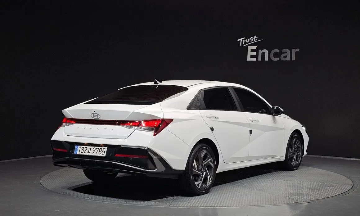 Hyundai AVANTE — фото 4