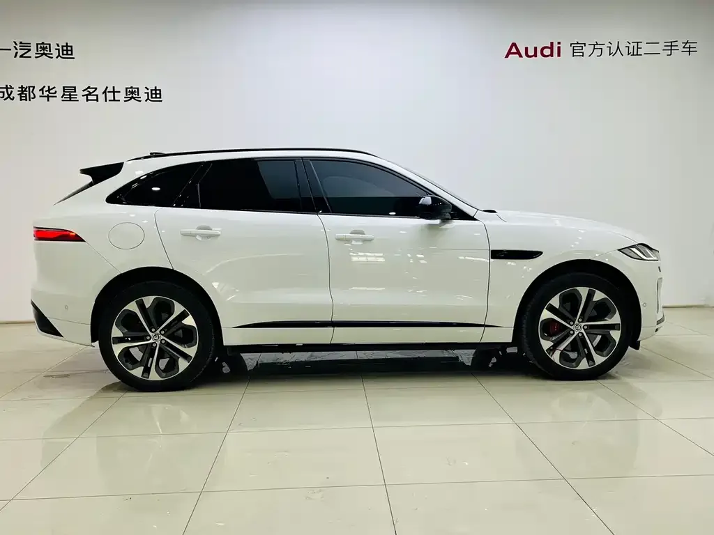 Jaguar F-PACE 2023 из CN, фото 2