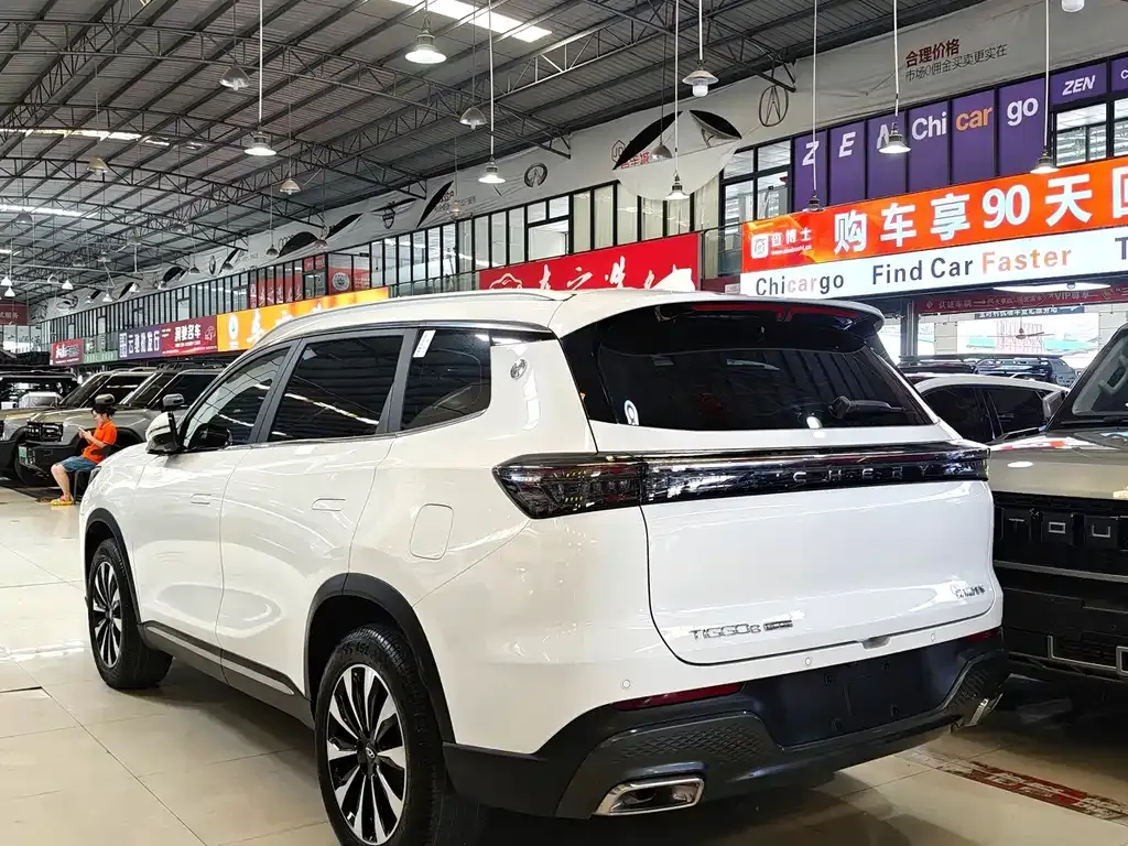 Chery Tiggo 8 PLUS — фото 8