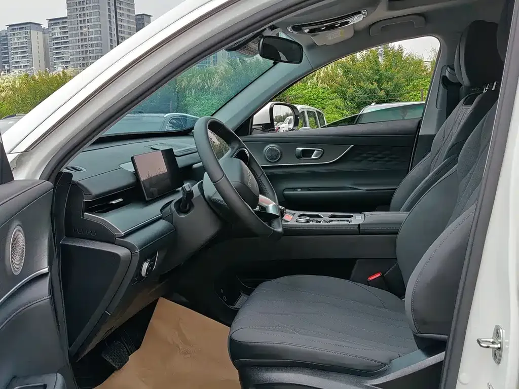 Chery Tiggo 8 PLUS — фото 9
