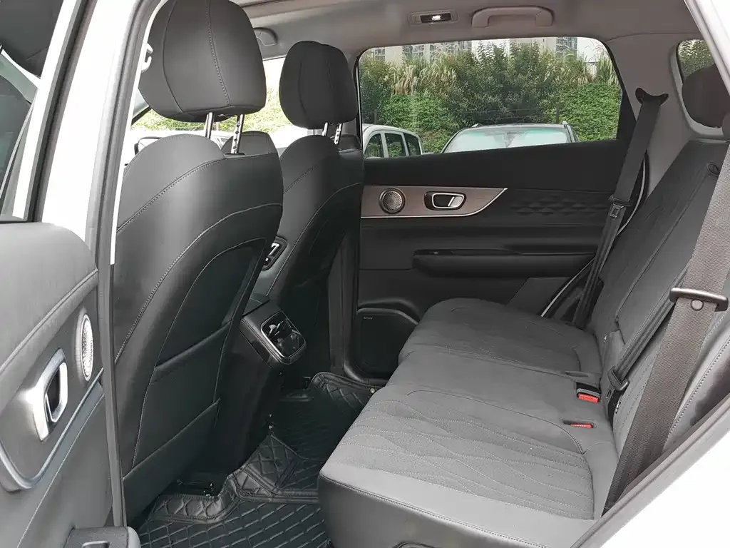 Chery Tiggo 8 PLUS — фото 2